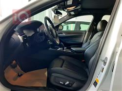 بی ئێم دەبڵیو سیریەس 5